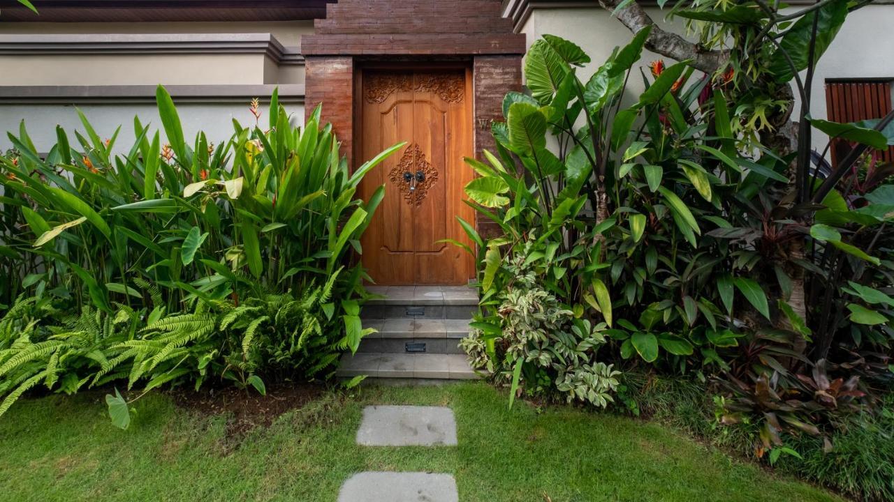 The Grand Villandra Resort Lovina Ngoại thất bức ảnh